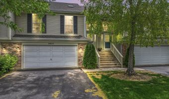 2827 S Embers Ln, Arlington Heights, IL 60005