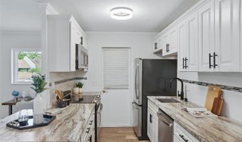 320 LAKEVIEW St 214, Orlando, FL 32804