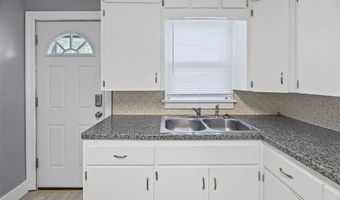3208 Batson Dr, Alton, IL 62002
