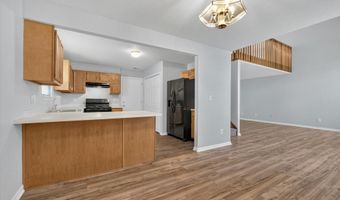 8133 Maple Stream Ln, Indianapolis, IN 46217