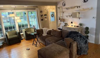 28 Cambridge Ct, Anderson, IN 46012