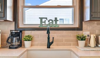 426 N 14th Ave, Beech Grove, IN 46107