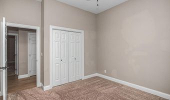 2715 Danbury Rd, Ames, IA 50010