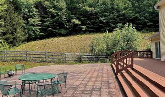 475 Sunrise Ln, Arlington, VT 05250