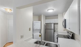 900 N STAFFORD St 1510, Arlington, VA 22203