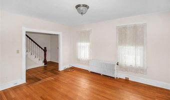 4 Atlantic St, Newport, RI 02840
