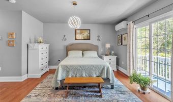 1 Fried Ave, Bristol, RI 02809