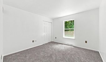 915 RUE MADORA Dr, Bear, DE 19701