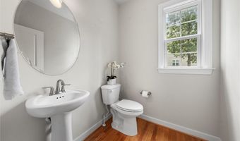 13294 Slayden Cir, Ashland, VA 23005