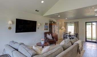 804 2nd St, Abernathy, TX 79311