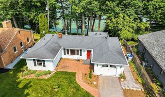 2323 PALISADES Dr, Appleton, WI 54915