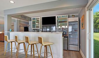 42813 N Woodbine Ave, Antioch, IL 60002