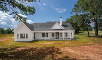 135 Oak Terrace Dr, Baldwin, GA 30511