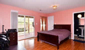 43696 PHELPS Ter, Ashburn, VA 20147