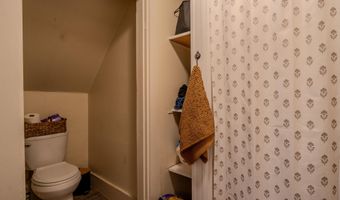 36 Larkin St, Bangor, ME 04401