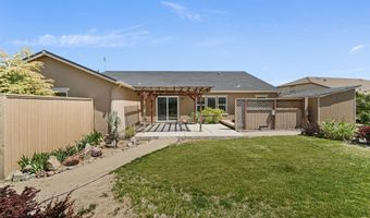 123 Hood Dr, Dayton, NV 89403
