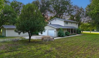 4 Orange Ln, Arkansas City, KS 67005