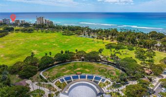 2957 Kalakaua Ave 415, Honolulu, HI 96815