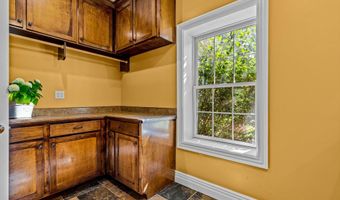 21194 Lawrence 2230, Aurora, MO 65605