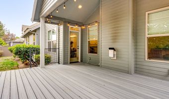 20800 YOSEMITE St, Aurora, OR 97002