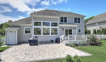 49 Walley St, Bristol, RI 02809
