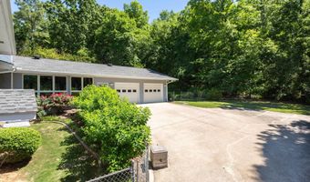 605 CRESTVIEW Rd, Anniston, AL 36207