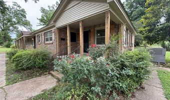 208 East St, Batesville, MS 38606
