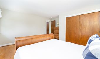 83 Peach Tree Ln, Bristol, CT 06010