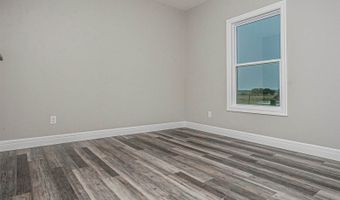 1800-1802 Broadfoot Dr, Abilene, KS 67410