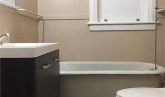 568 Park Ave Apt 2, Albany, NY 12208