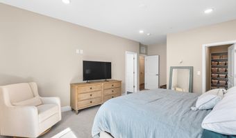 20801 LAMLASH Ter, Ashburn, VA 20147