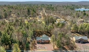 81 Driftwood Dr, Blakeslee, PA 18610