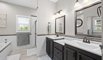 5701 Marine Rd, Alhambra, IL 62001