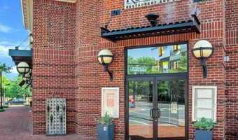 1857 POTOMAC GREENS Dr, Alexandria, VA 22314