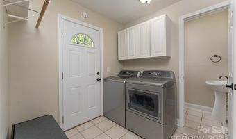 22 Glen Cove Rd, Arden, NC 28704