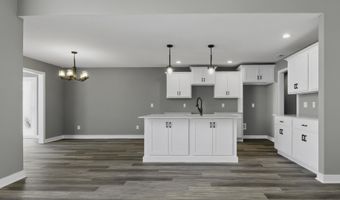 3422 Cantabria Cv, Auburn, IN 46706