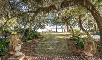 31 Anchorage Way, Beaufort, SC 29902