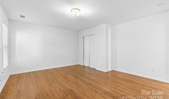 2016 Sablewood Dr, Charlotte, NC 28205