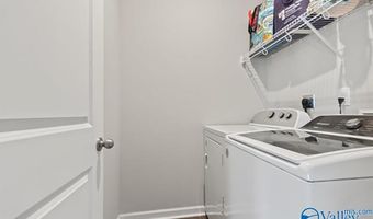 15176 Blendor Crooks, Athens, AL 35611