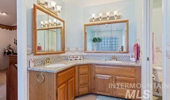 15153 Horseshoe Dr, Caldwell, ID 83607