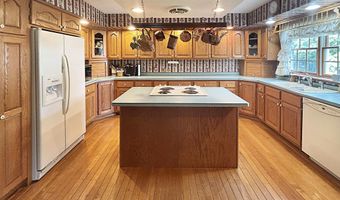2818 Dixie Hwy, Bedford, IN 47421