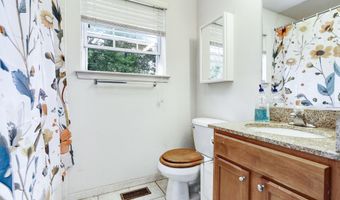 10 Oyster Bay Rd H, Absecon, NJ 08201