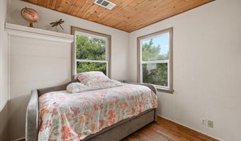 363 E Hersey St, Ashland, OR 97520