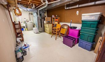 895 Vijobi Trl, Amery, WI 54001