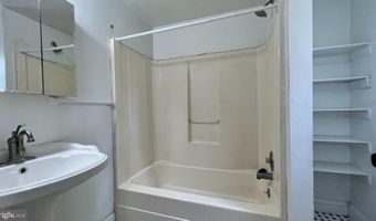 165 E MT PLEASANT 1ST FLOOR, Ambler, PA 19002