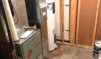121 N Woodworth St, Algona, IA 50511
