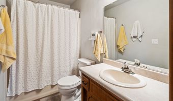 725 S WESTHAVEN Pl G, Appleton, WI 54914