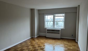 80 Cartright St 5F, Bridgeport, CT 06604