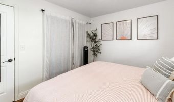 318 Juniper Ave 15, Carlsbad, CA 92008
