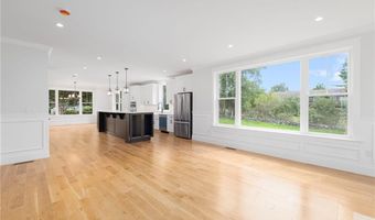 55 Dolphin Ave, Jamestown, RI 02835